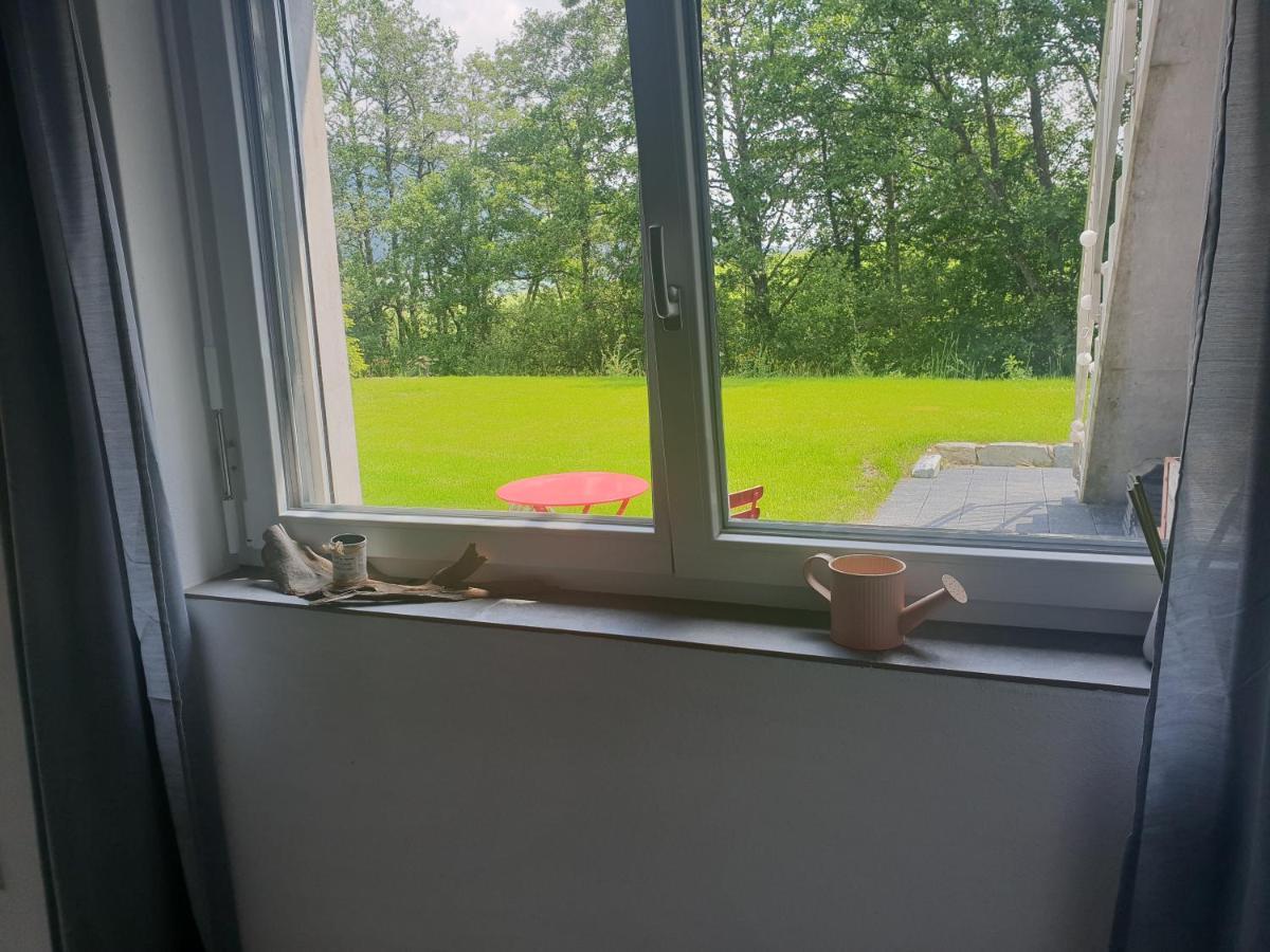 L'Appartement Reconvilier Exteriör bild
